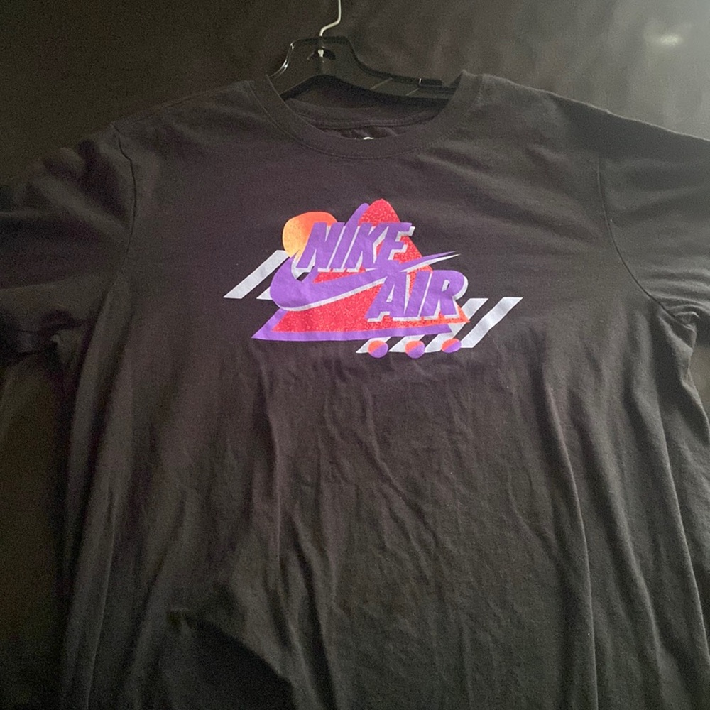 Nike tee medium